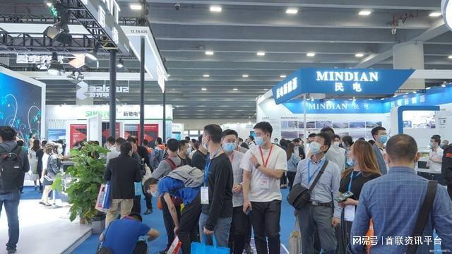 江苏省可再生能源协会走进上海光伏展 拜访企业推介江苏光伏大会(图2)